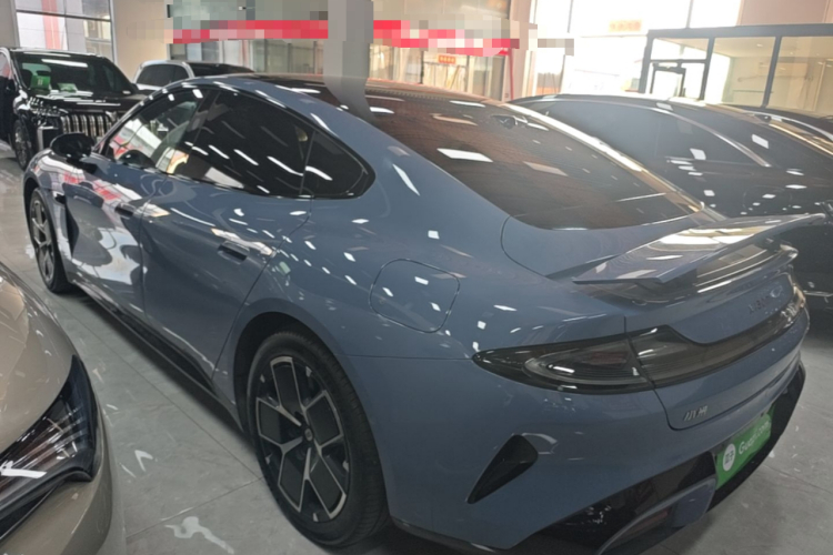 MI SU7 2024 car image #5