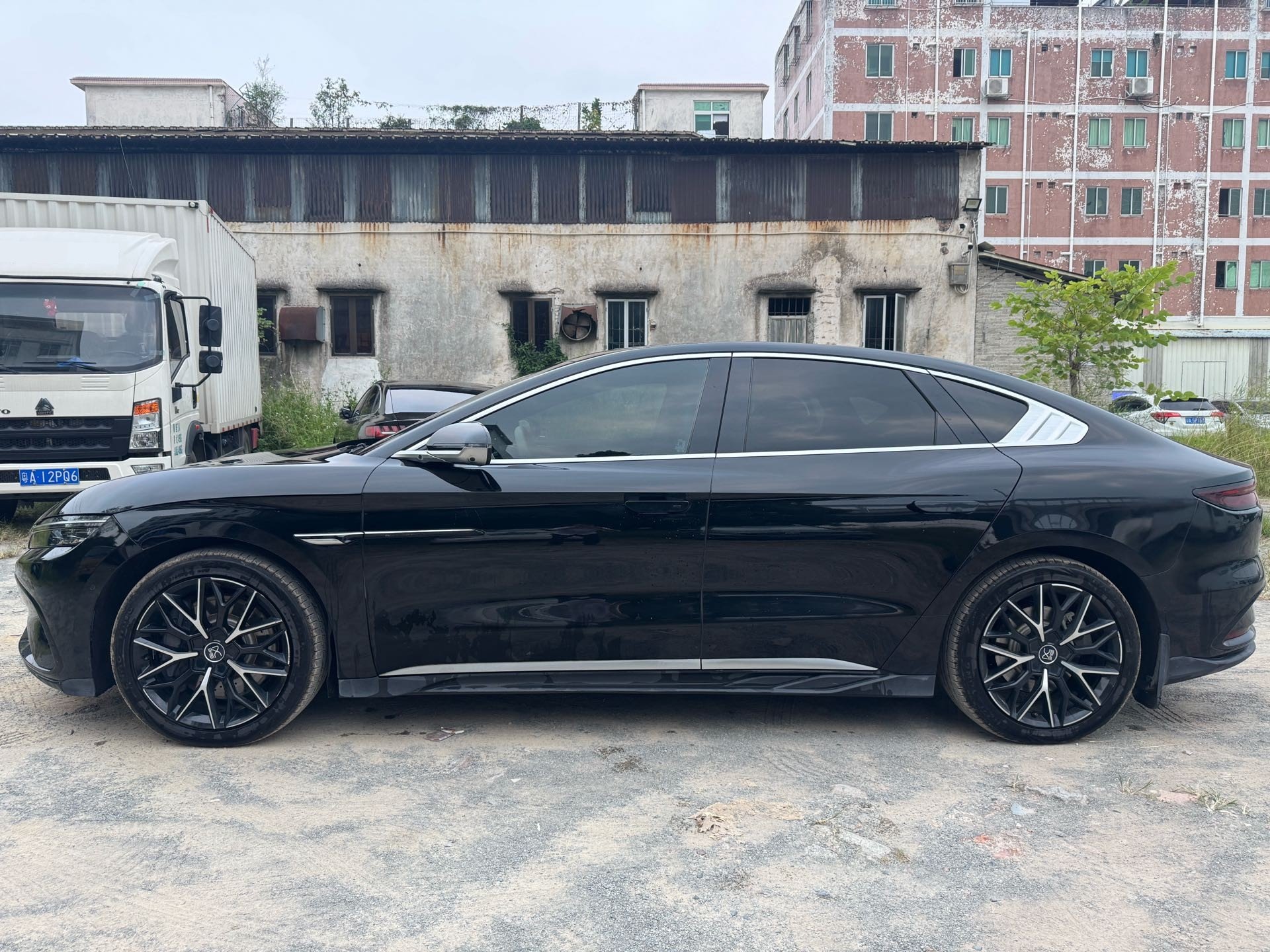 BYD Han 2024 изображение автомобиля #10