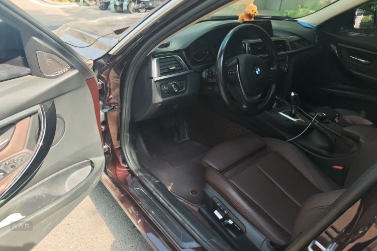 BMW 3 Series 2019 #18 BMW 3 Series 2019 car image #18