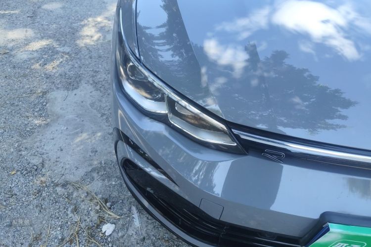 Volkswagen Golf 2022 car image #8