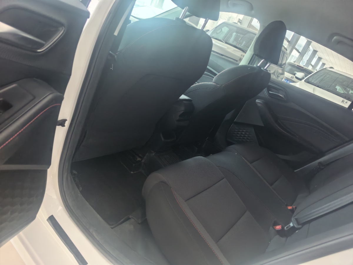 MG 5 2024 #6 MG 5 2024 immagine di auto #6