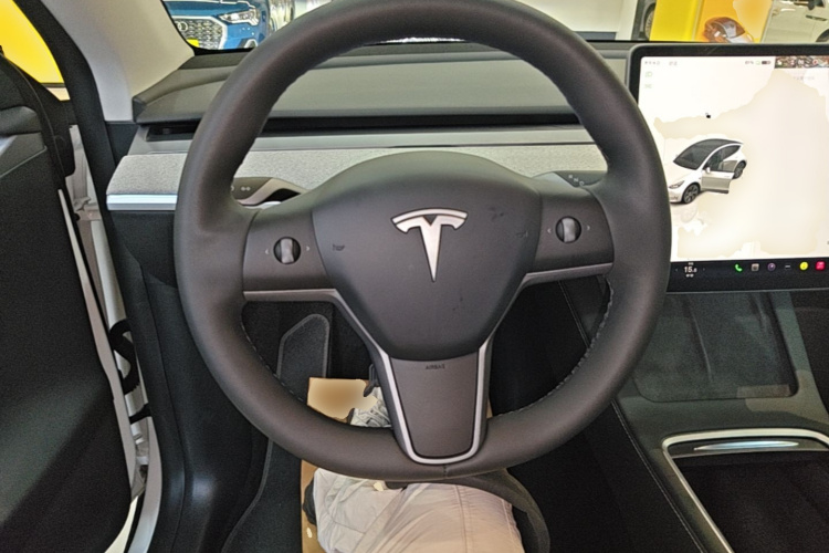 Tesla Model Y 2024 #15 Tesla Model Y 2024 immagine di auto #15