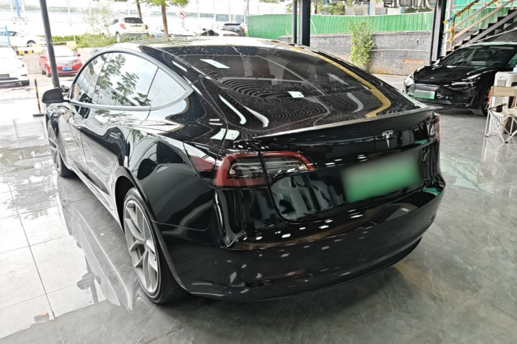 Tesla Model 3 2022 car image #5