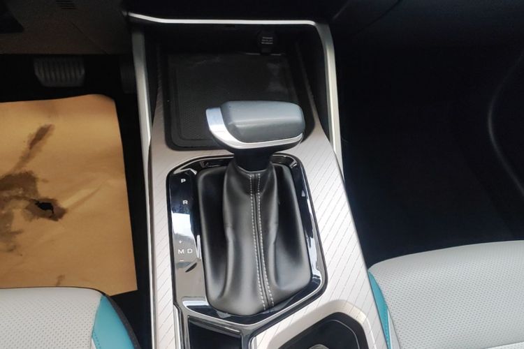 GEELY Emgrand 2023 car image #14