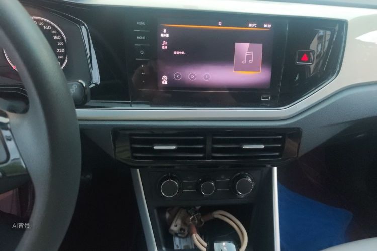Volkswagen Polo 2022 car image #15