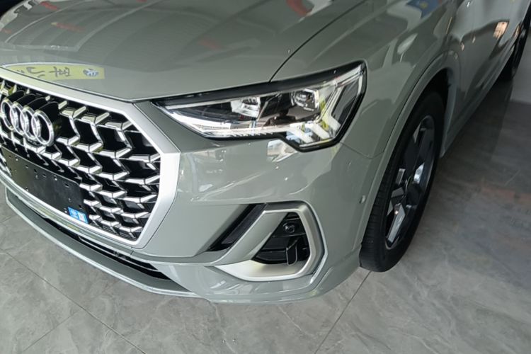 Audi Q3 2024 #23 Audi Q3 2024 car image #23