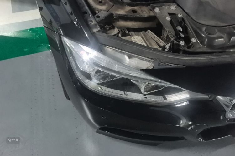 BMW 3 Series 2018 car image #8