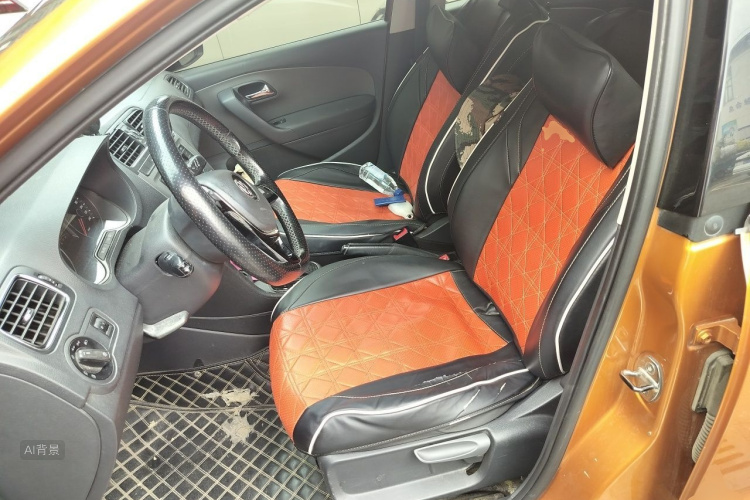 Volkswagen Polo 2014 car image #17