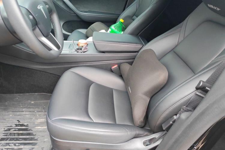 Tesla Model Y 2023 #17 Tesla Model Y 2023 car image #17