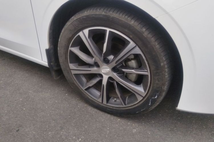 GEELY Emgrand 2023 car image #6