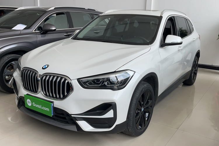 BMW X1 2021 #2 BMW X1 2021 car image #2