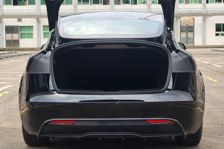 Tesla Model 3 2024 #25 Tesla Model 3 2024 car image #25