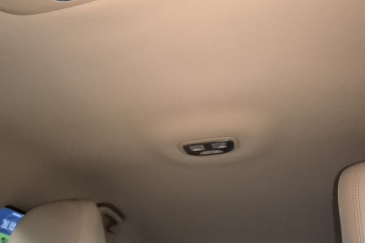 GEELY Emgrand 2018 immagine di auto #18
