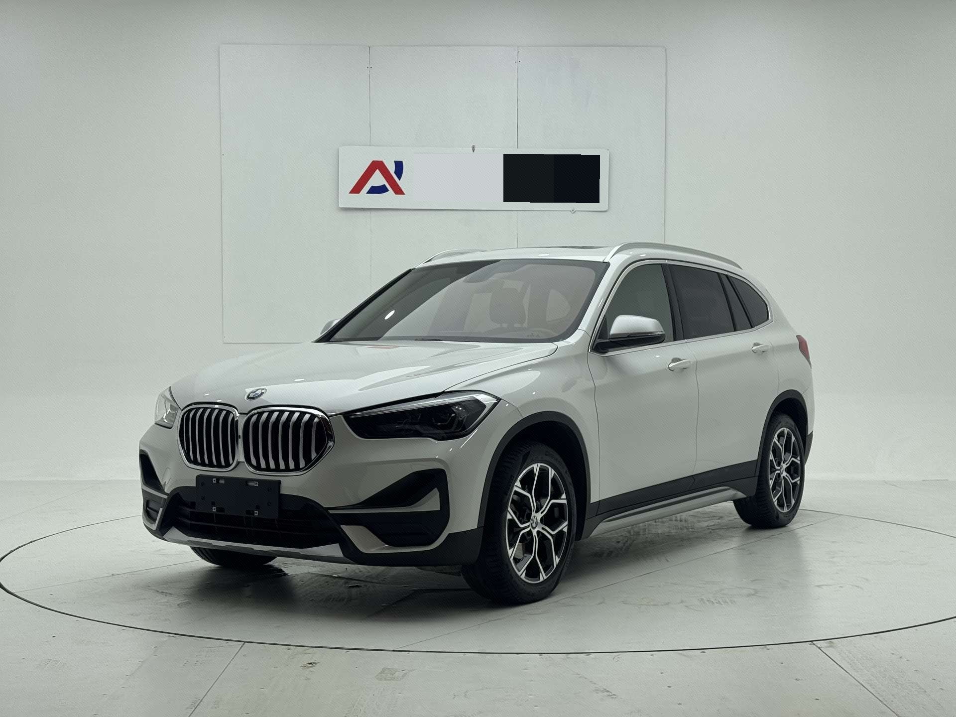 BMW X1 2022 car image 