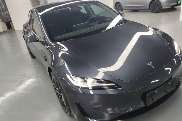 Tesla Model 3 2024 car image #4