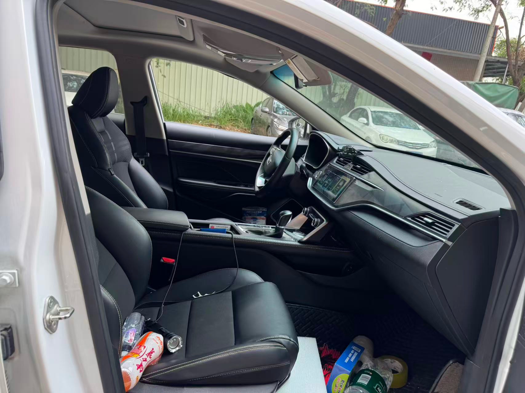 GEELY Binray 2021 car image #9