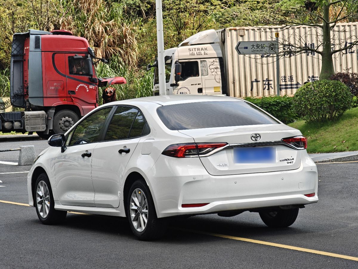 Toyota Corolla 2023 car image #11