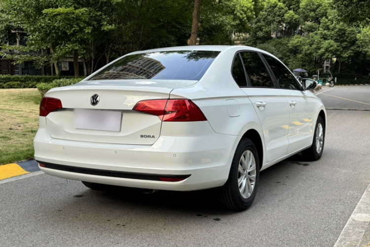 Volkswagen Bora 2019 #5 Volkswagen Bora 2019 car image #5