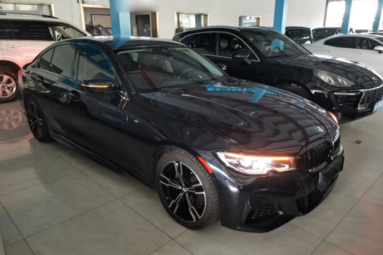 BMW 3 Series 2020 #6 BMW 3 Series 2020 car image #6