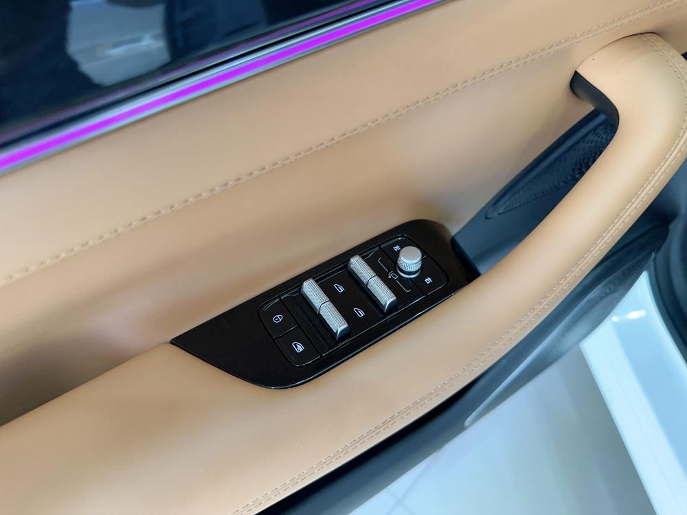 GEELY Boyue L 2025 car image #26
