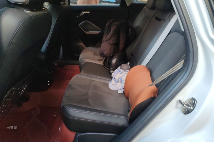 Audi Q3 2022 immagine di auto #19