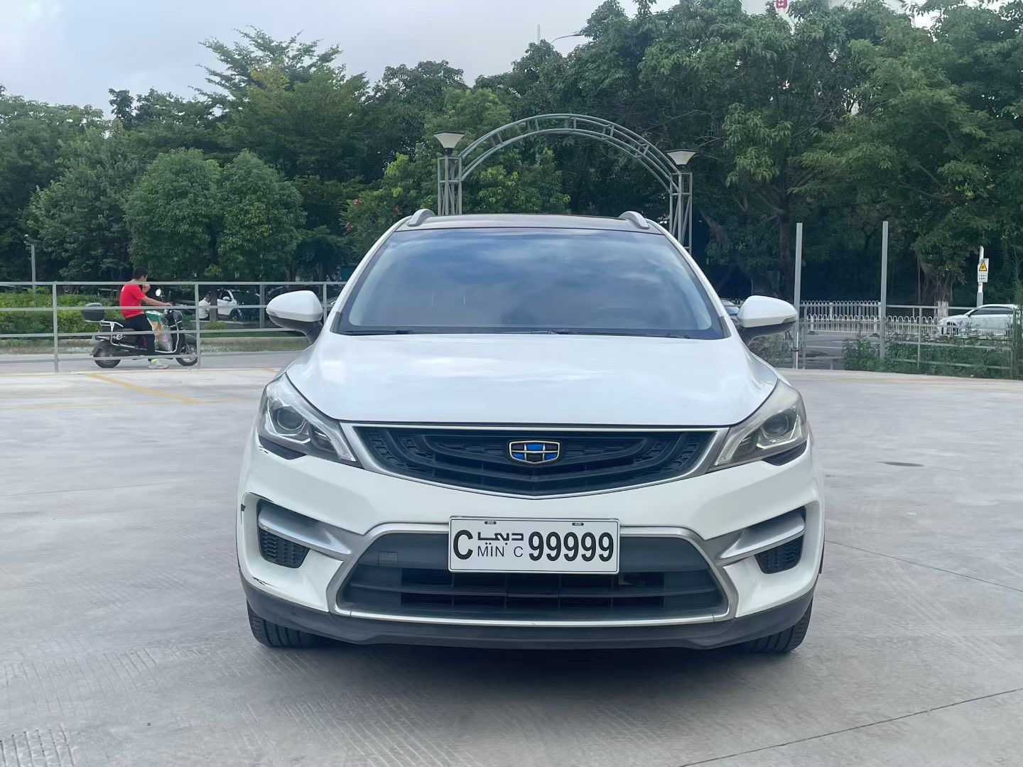 GEELY Emgrand GS 2018 car image #2