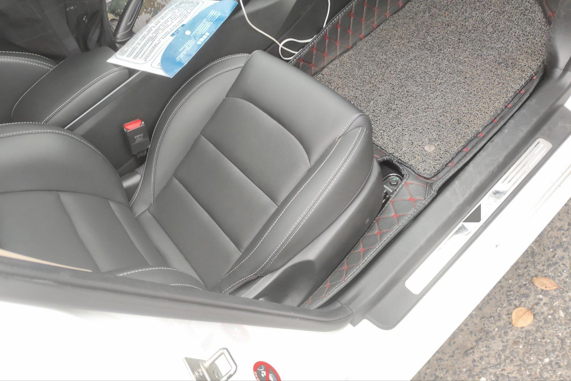 GEELY Emgrand 2018 صورة سيارة #7