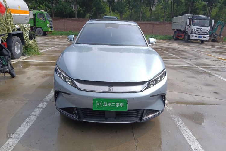 BYD Han 2023 #3 BYD Han 2023 car image #3