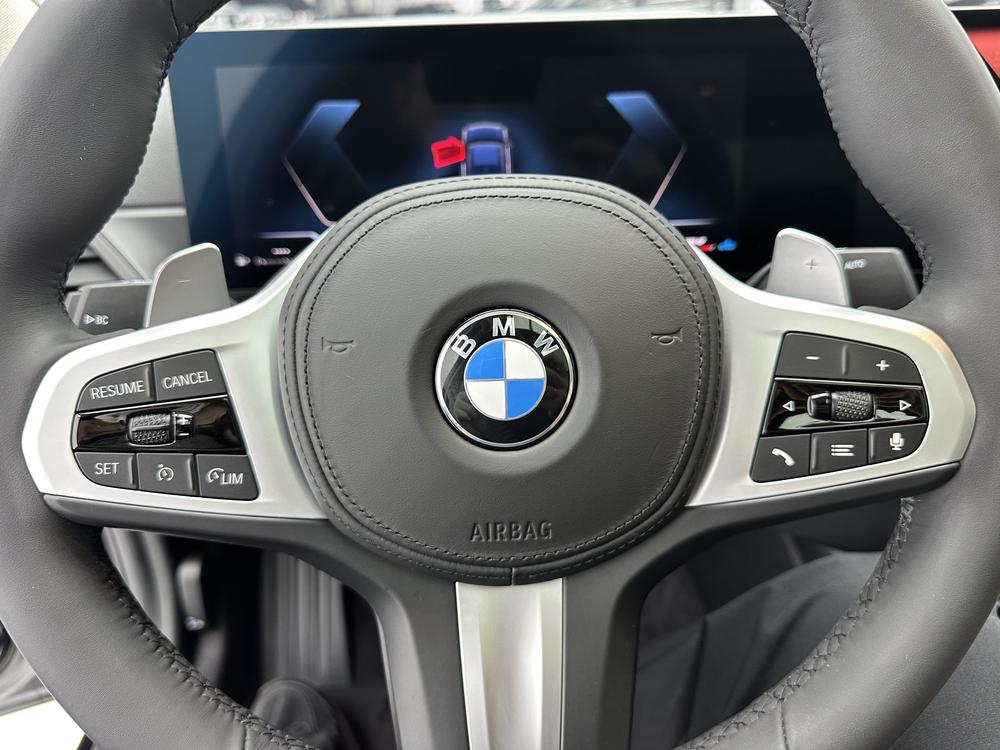 BMW 3 Series 2023 #8 BMW 3 Series 2023 car image #8