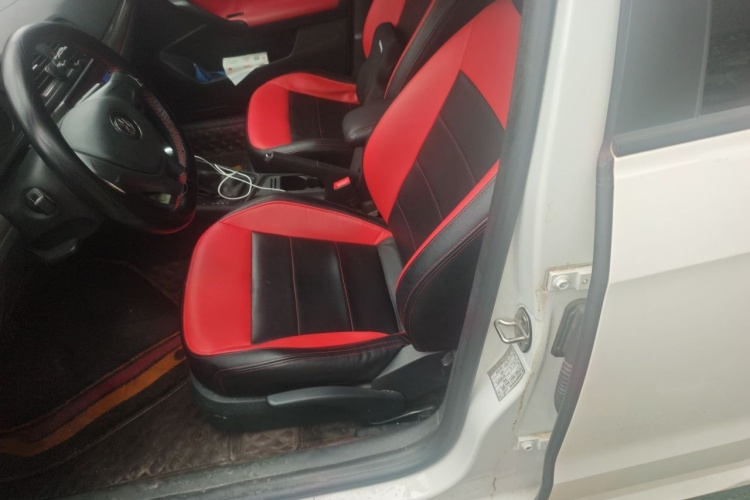 Volkswagen Lavida 2019 #19 Volkswagen Lavida 2019 car image #19