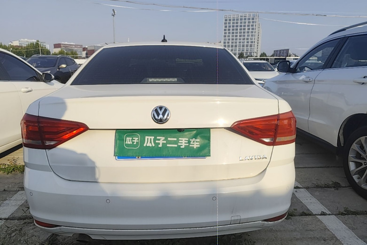 Volkswagen Lavida 2019 #6 Volkswagen Lavida 2019 car image #6