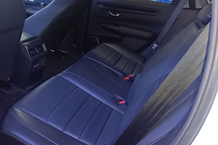 Honda CR-V 2023 car image #17