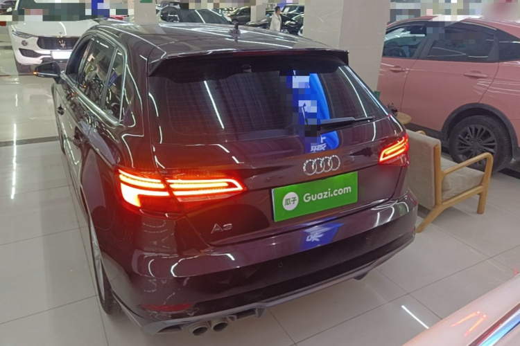 Audi A3 2018 immagine di auto #6