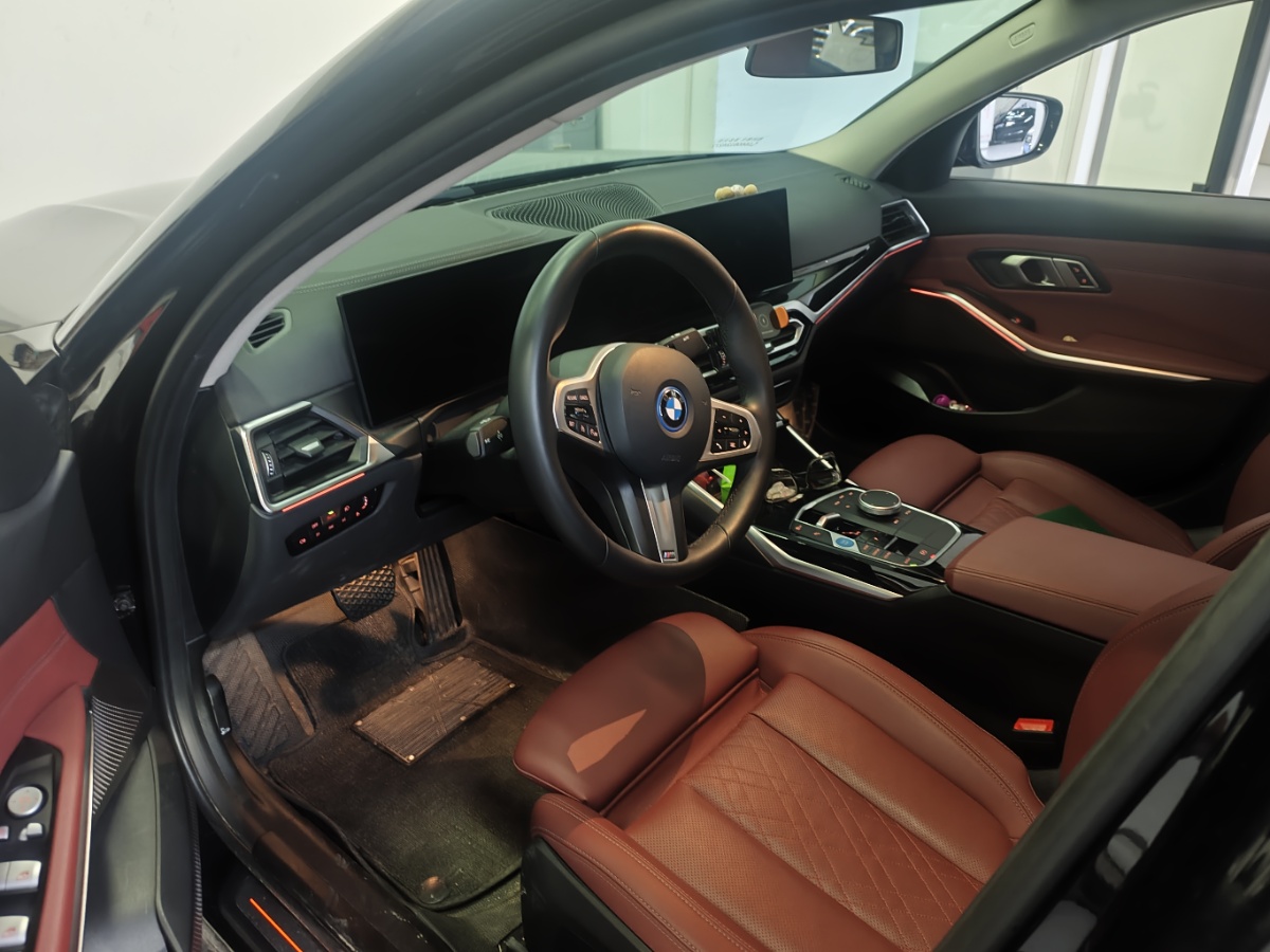 BMW i3 2024 изображение автомобиля #2
