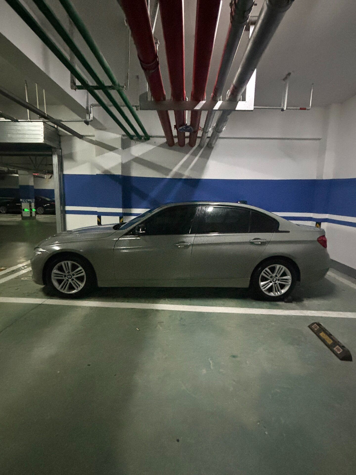 BMW 3 Series 2016 изображение автомобиля #2