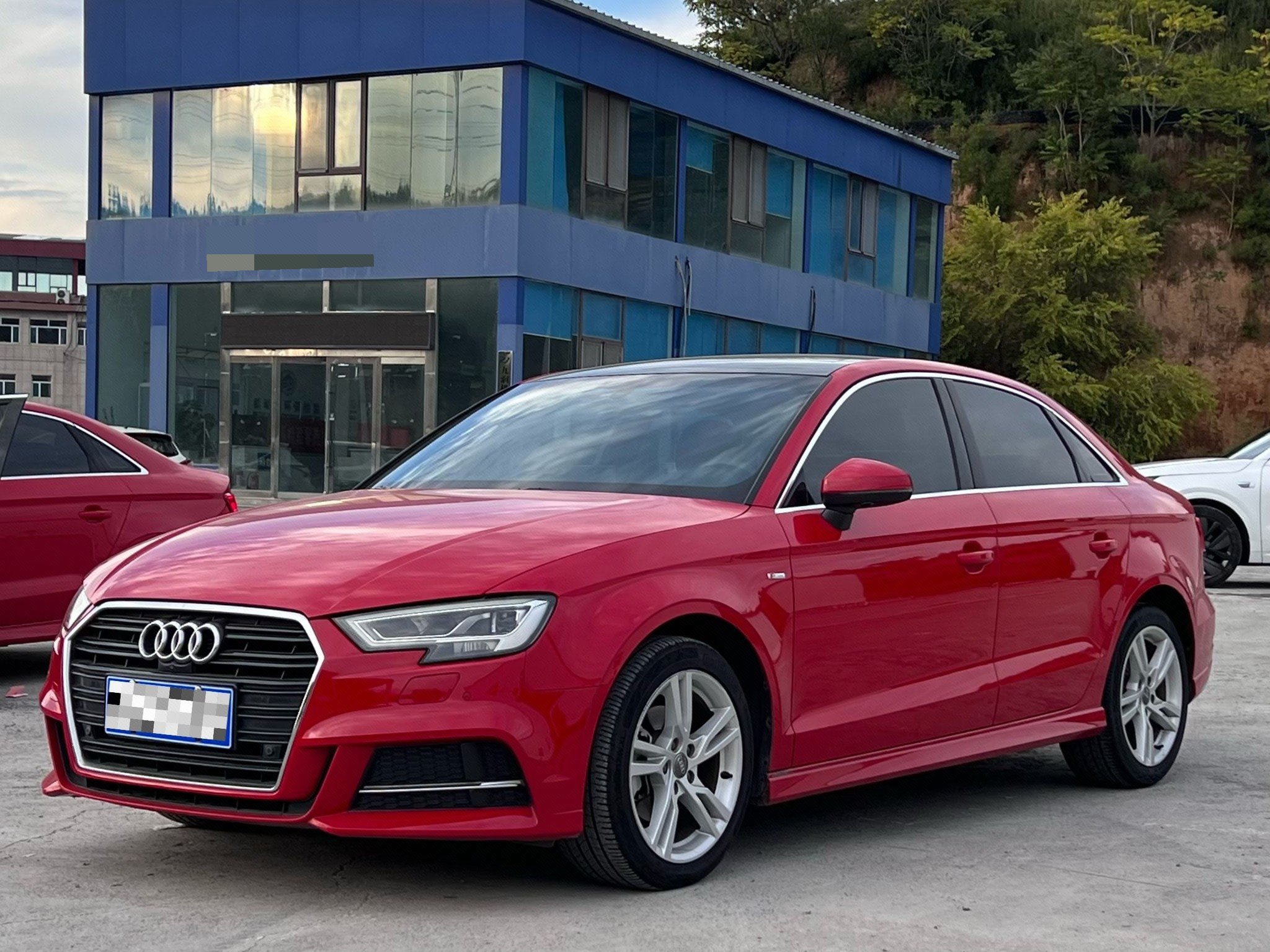 2019 2019 car image