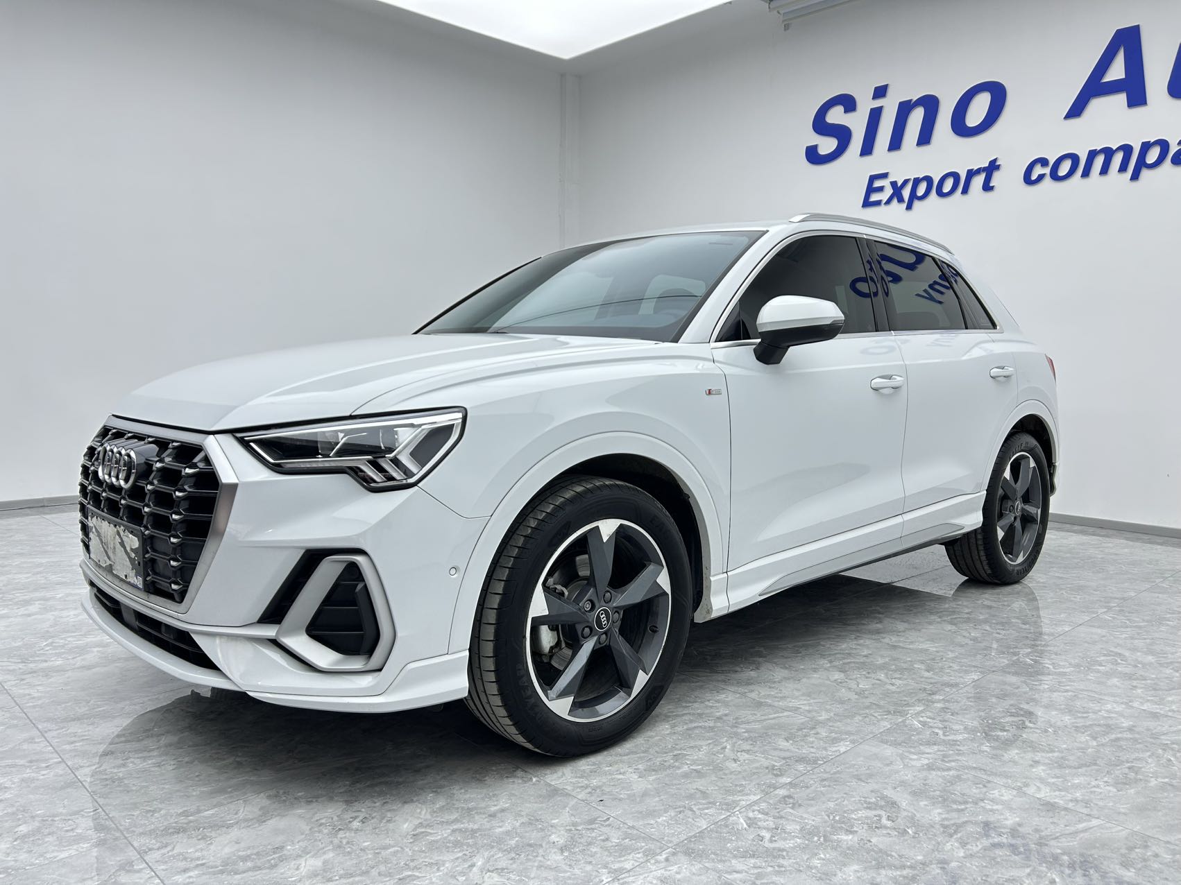 Audi Q3 2022 Audi Q3 2022 car image