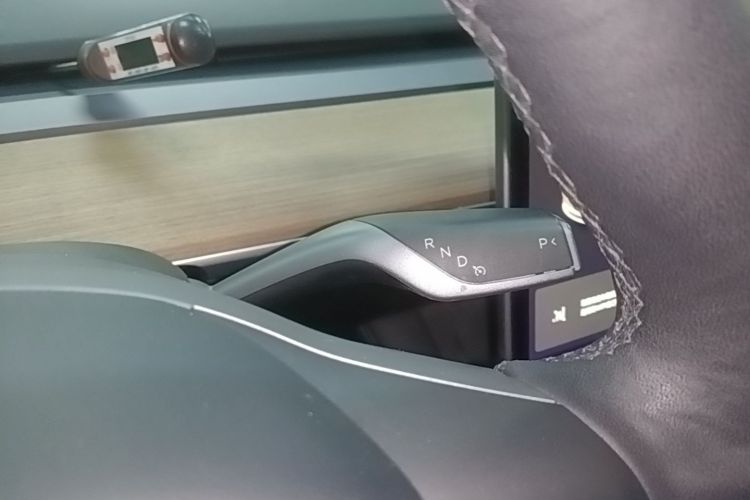 Tesla Model 3 2021 #14 Tesla Model 3 2021 car image #14