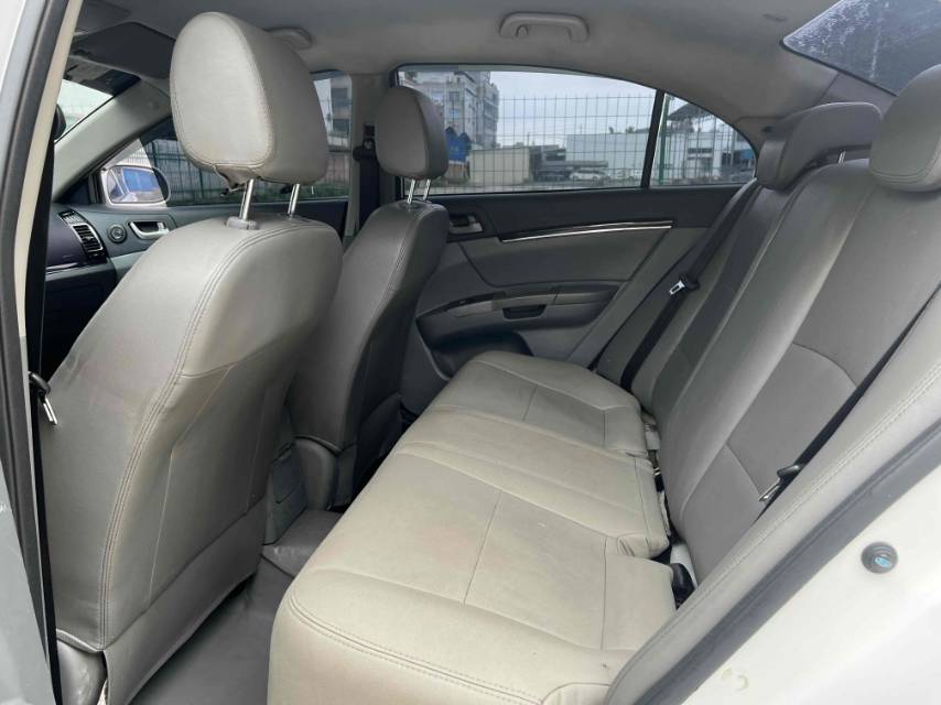 GEELY Emgrand Classic 2017 immagine di auto #8