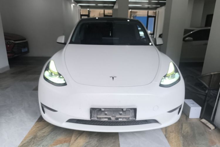 Tesla Model Y 2022 #3 Tesla Model Y 2022 car image #3