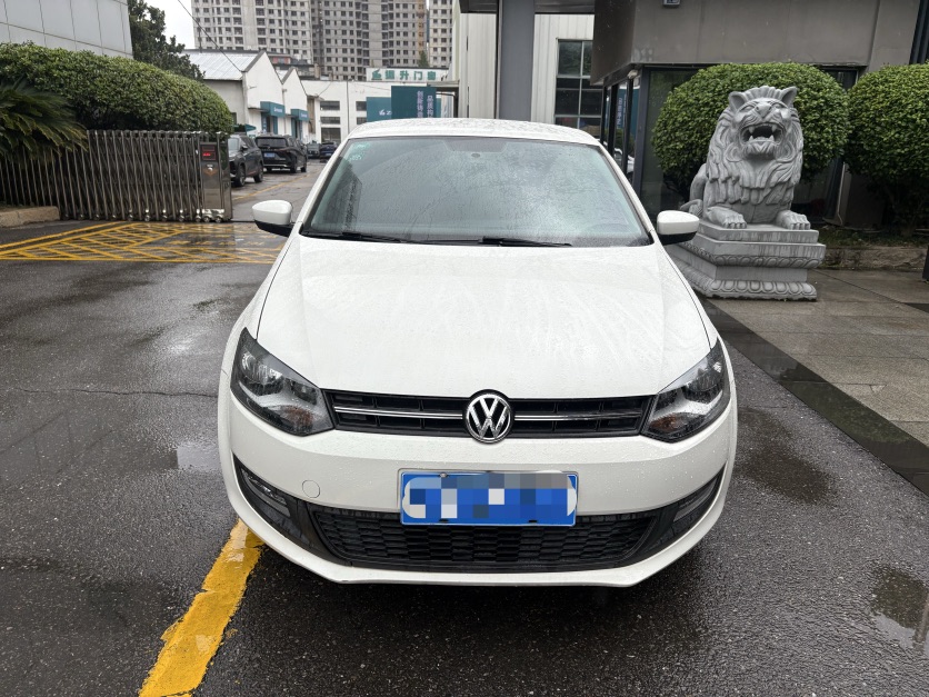 Volkswagen Polo 2014 #2 Volkswagen Polo 2014 car image #2