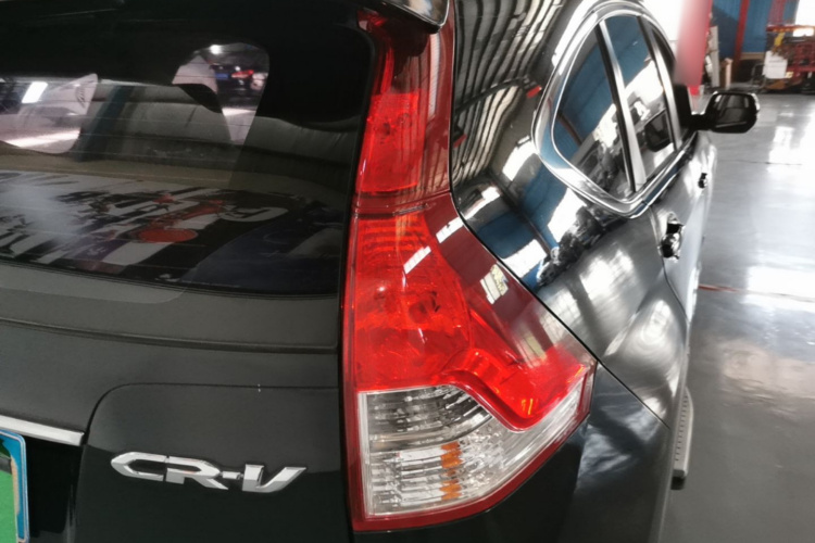 Honda CR-V 2015 #8 Honda CR-V 2015 car image #8