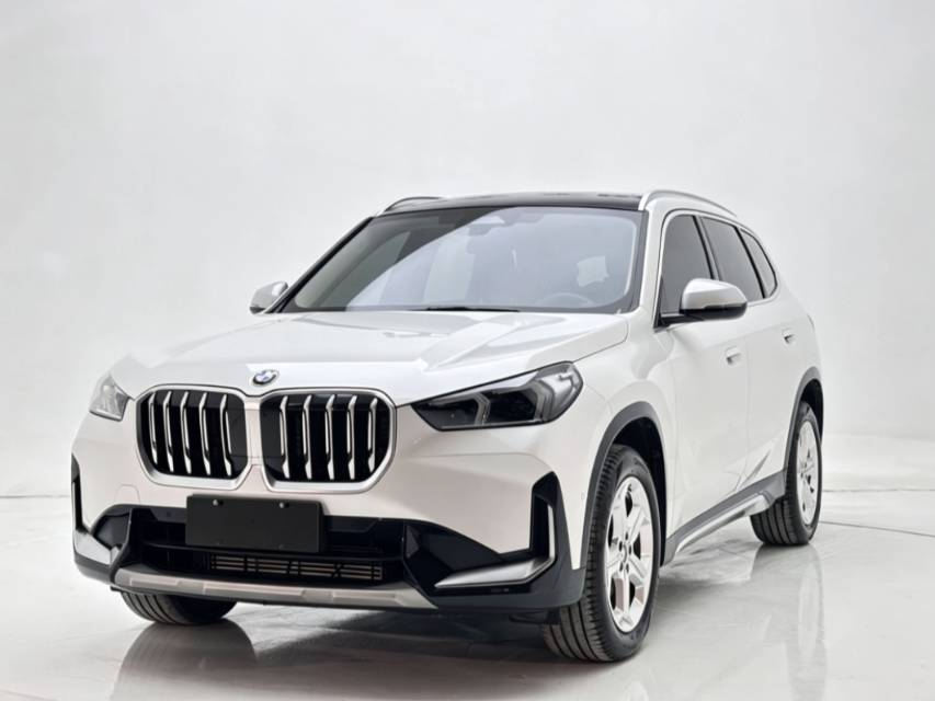 BMW X1 2024 BMW X1 2024 car image