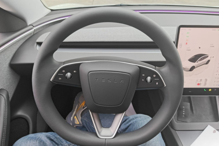 Tesla Model 3 2024 #11 Tesla Model 3 2024 car image #11