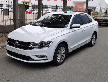 Volkswagen Bora 2017 car image 