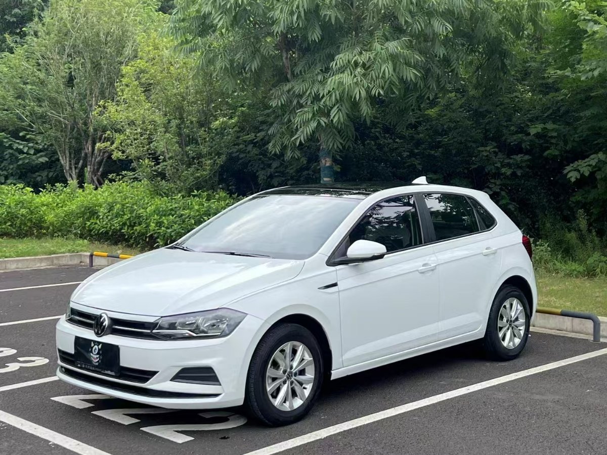 Volkswagen Polo 2023 car image 
