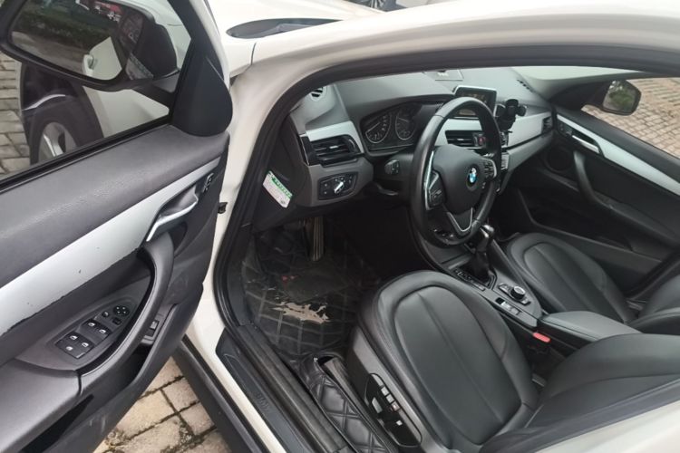 BMW X1 2017 immagine di auto #16