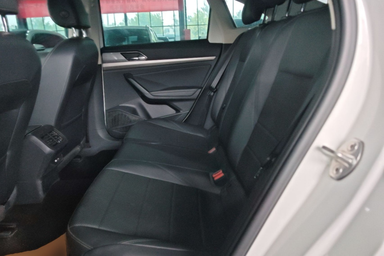Volkswagen Lavida 2022 #17 Volkswagen Lavida 2022 car image #17