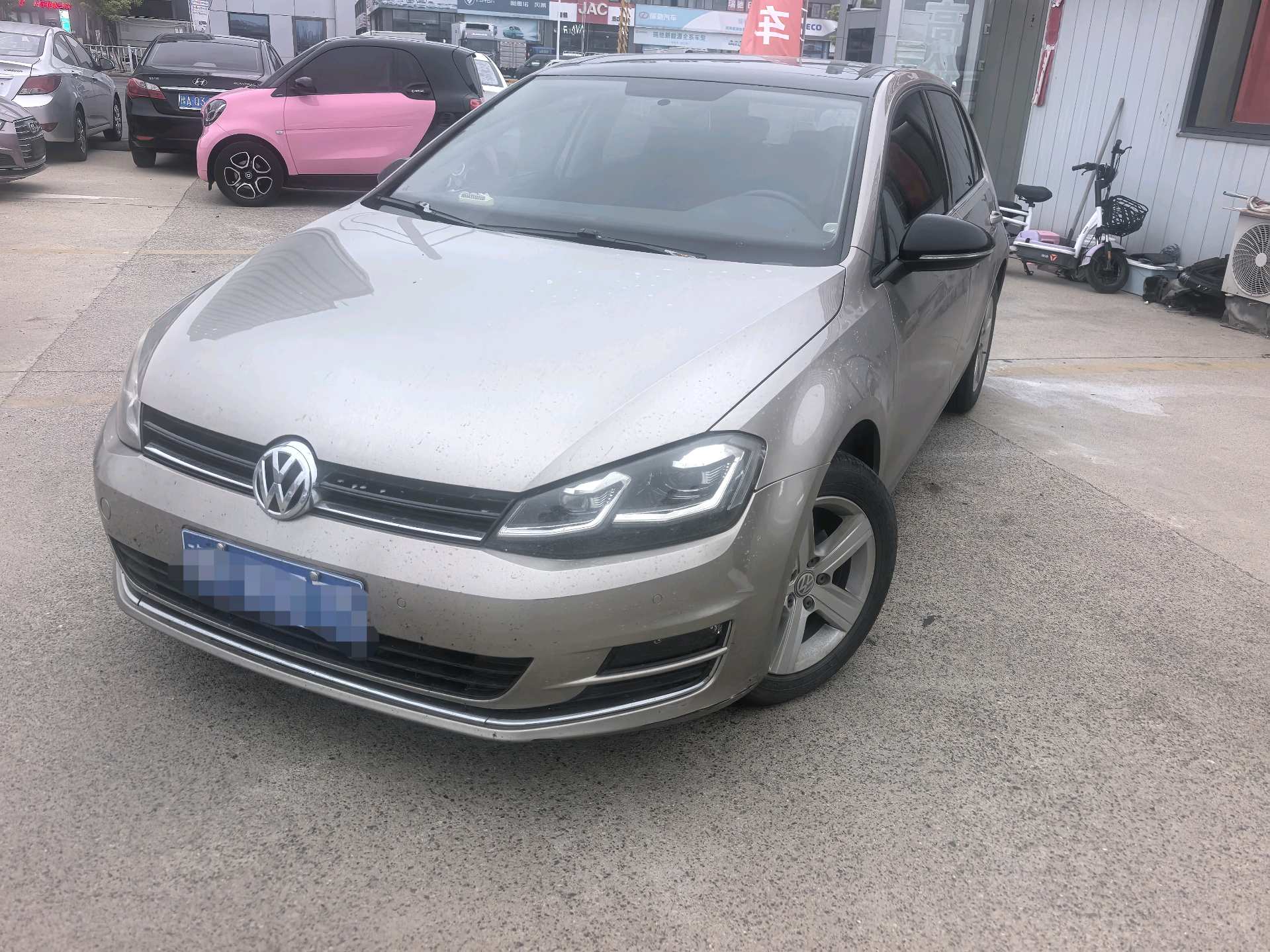 2017 2017 car image