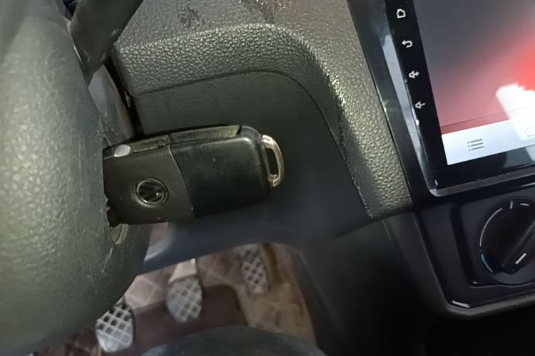 Volkswagen Santana 2018 car image #9